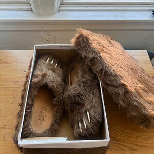 Bravest Studios Limited Stock/Rare Bear Claw Mules in Brown Size 11